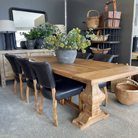 Vicchy Dining Table - 180cm - Oak