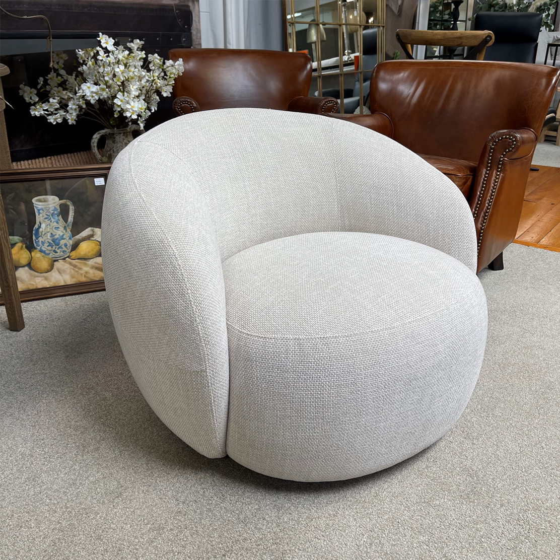 Carter Swivel Chair - Natural