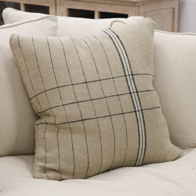 Maine Cushion - Feather Inner